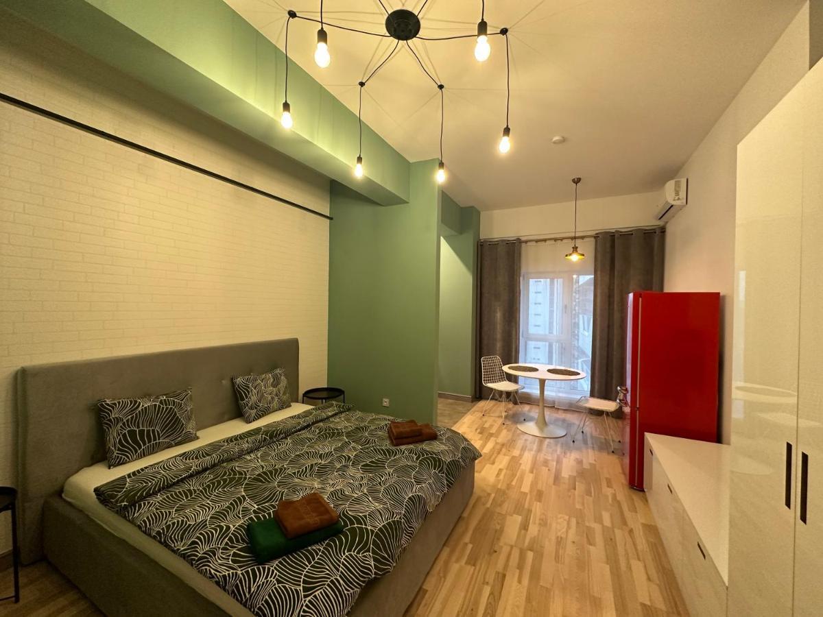 Industrial Touch - Designed Apartment Iasi Ngoại thất bức ảnh